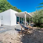 Silvio House - Shoreline Haven Дом отдыха