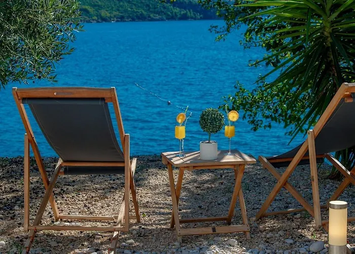 Silvio House - Shoreline Haven Mlini