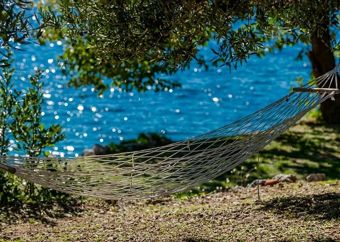 Silvio House - Shoreline Haven Holiday home