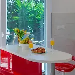 Silvio House - Shoreline Haven