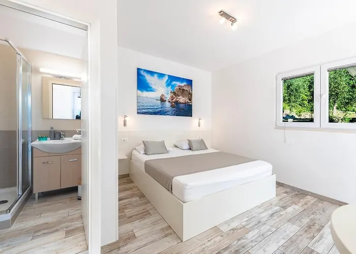 Ferienhaus Silvio House - Shoreline Haven *